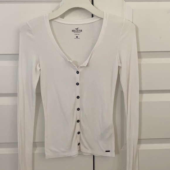 white long sleeve - Picture 1 of 1